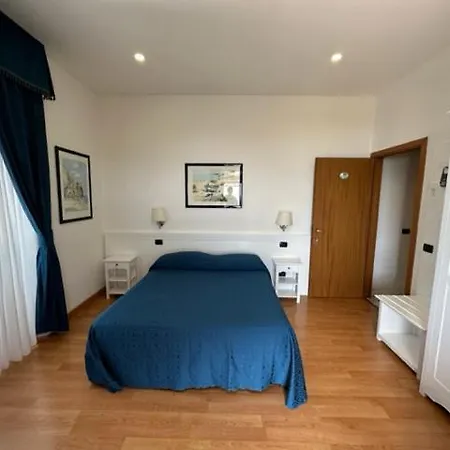 L'isola Hotel Santa Marinella
