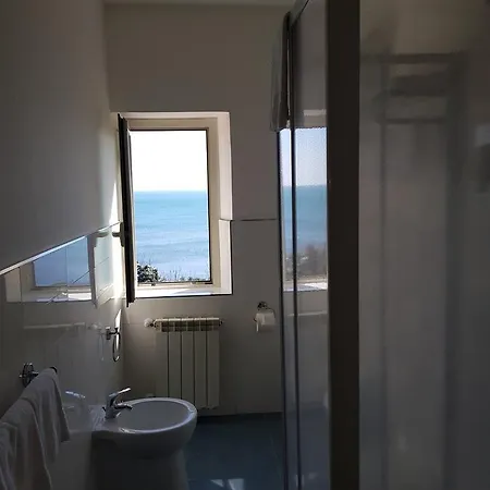 L'isola Santa Marinella