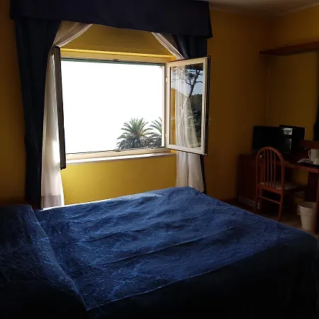 Hotel L'isola 2*